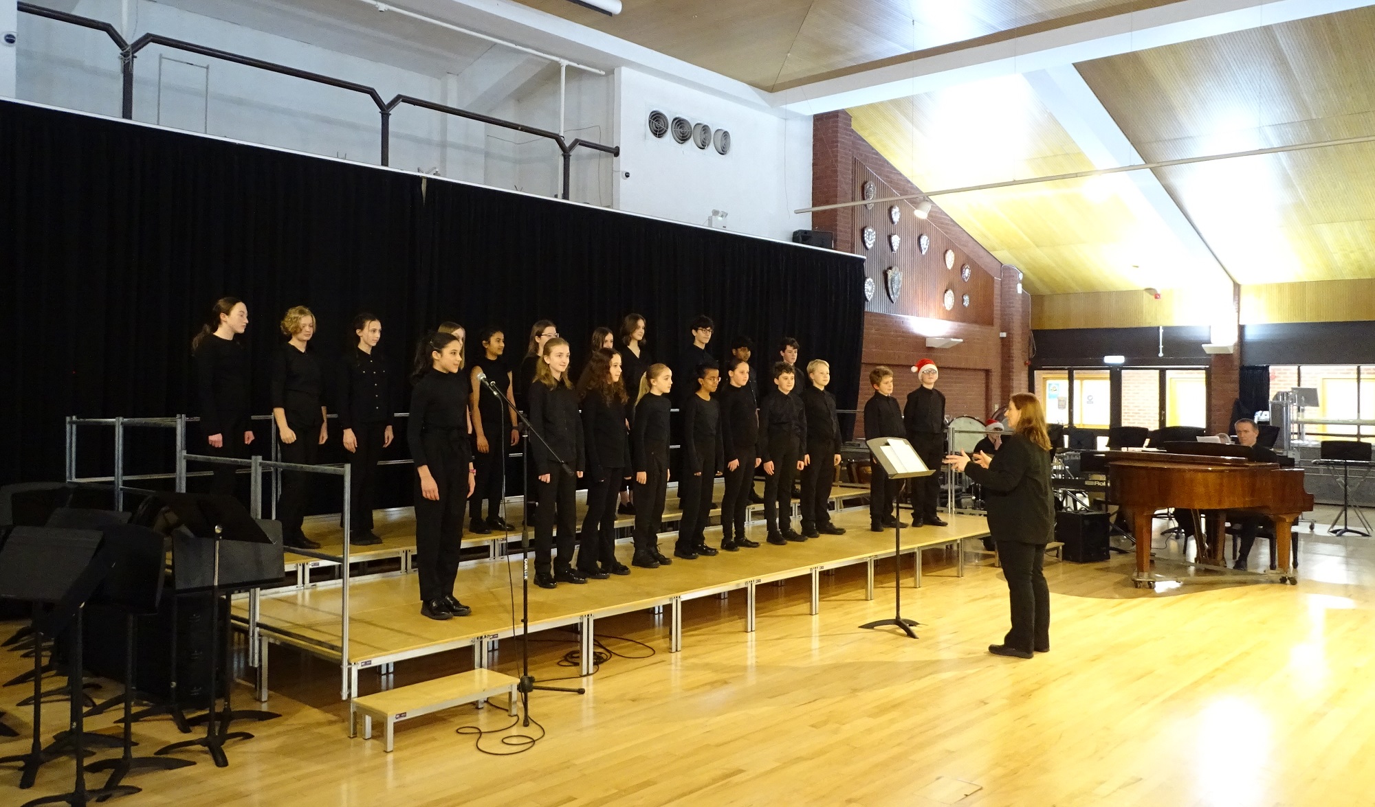 The Junior Chamber Choir at the 2022 Christmas Concert